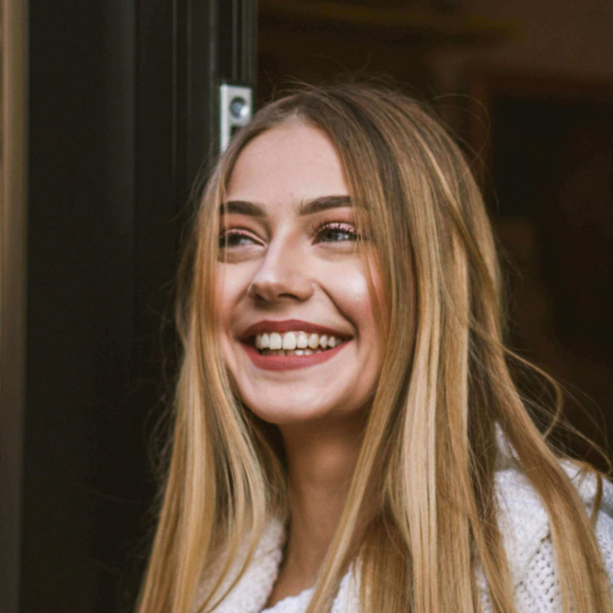 alina-kovalchuk-Cd7dYdJKIKk-unsplash